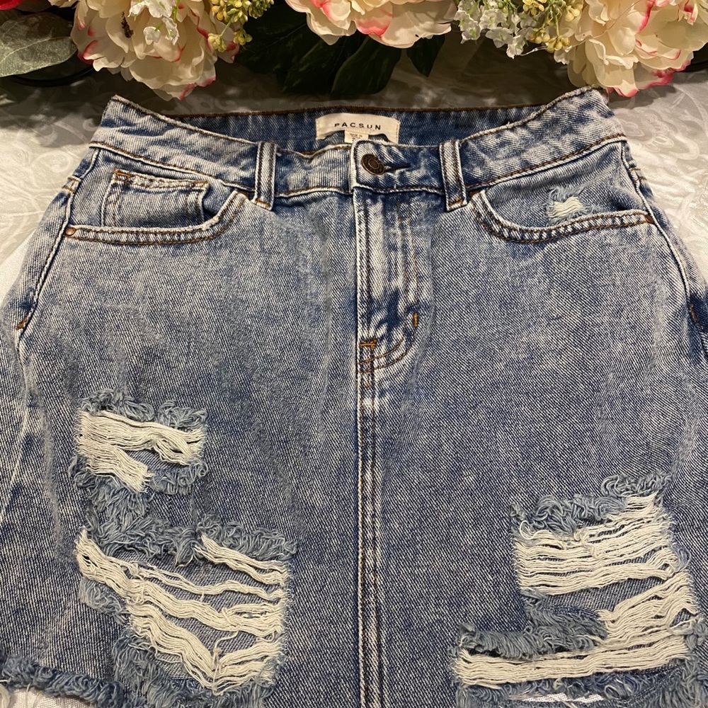 PacSun Ripped Denim Skirt 24